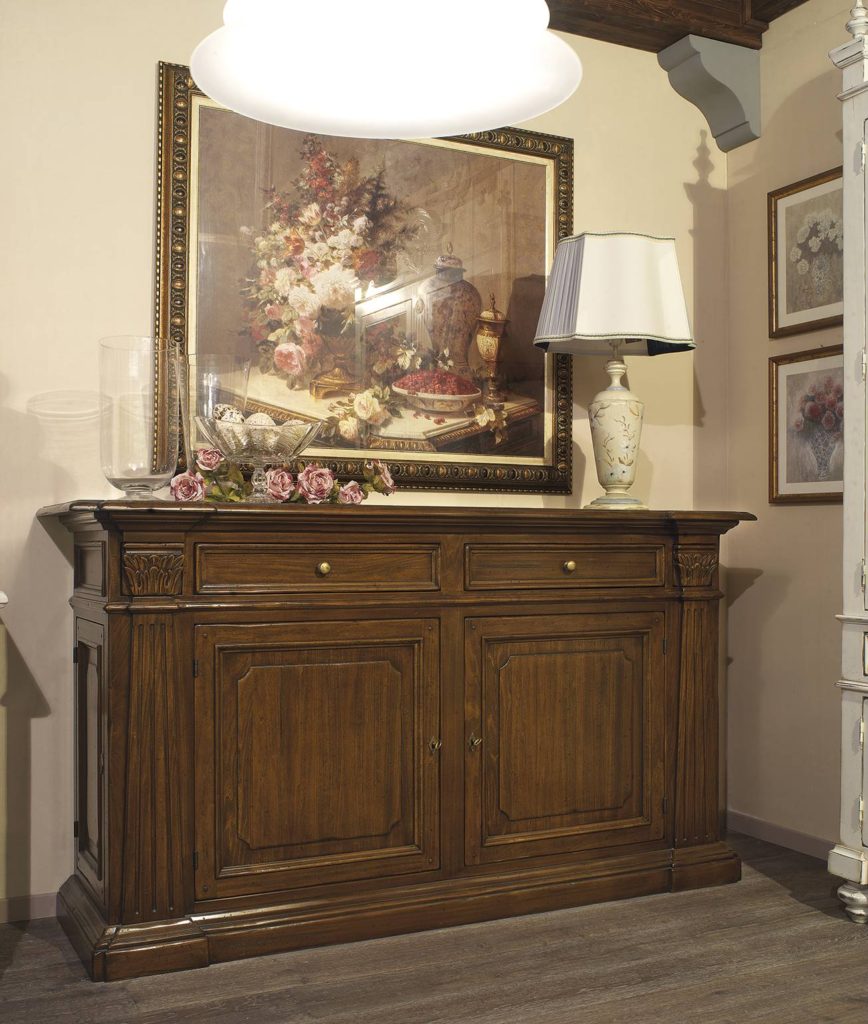 Credenza 4 ante 4 cassetti con capitelli